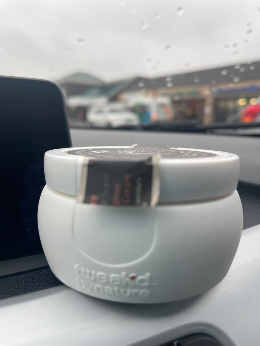 Tweak'd by Nature White Moisturizer Jar